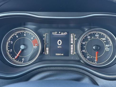 Used 2020 Jeep Cherokee Latitude Plus FWD image 17