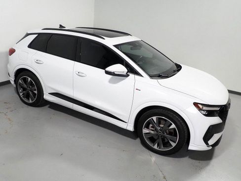 Used 2024 Audi Q4 e-tron Premium w/ Convenience Package AWD/4WD image 12
