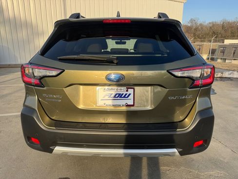 Used 2025 Subaru Outback Limited w/ Popular Package #2 image 18