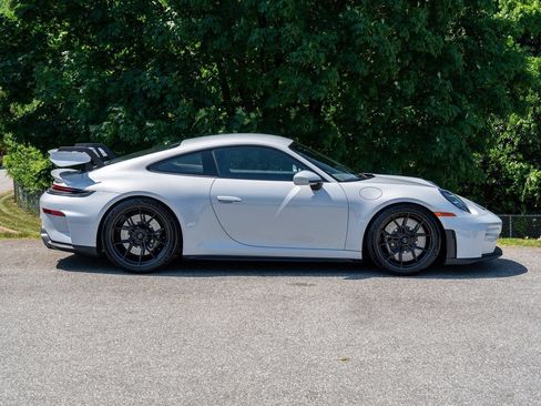 Certified 2026 Porsche 911 GT3 RWD image 9