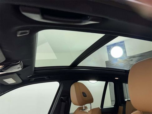 Used 2023 BMW X3 xDrive30i w/ Convenience Package image 32