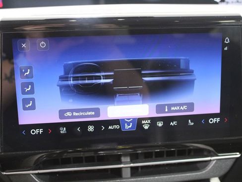 Used 2024 Lincoln Nautilus Reserve image 48