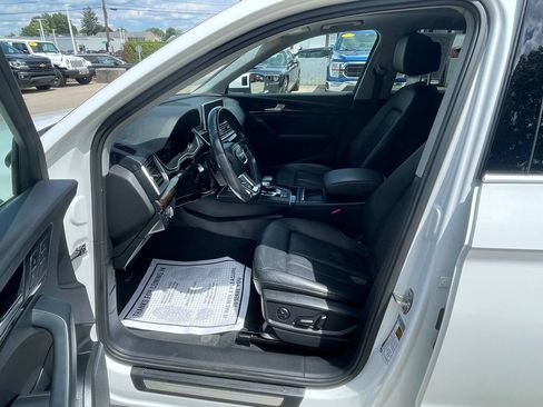 Used 2018 Audi Q5 2.0T Premium Plus w/ Premium Plus Package AWD/4WD image 12