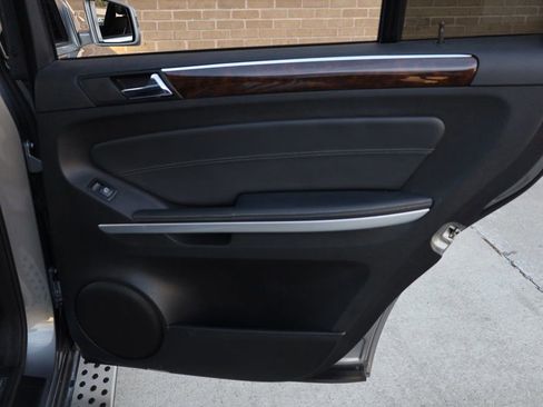 Used 2011 Mercedes-Benz GL 450 4MATIC image 20