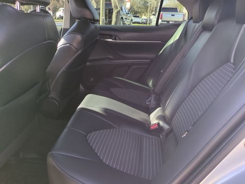 Certified 2020 Toyota Camry SE image 13