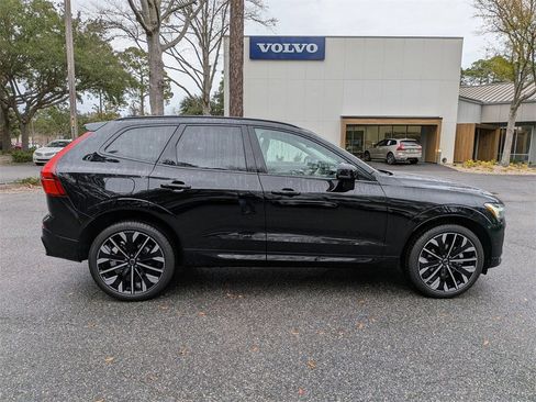 New 2026 Volvo XC60 B5 Ultra w/ Protection Package Premier image 3