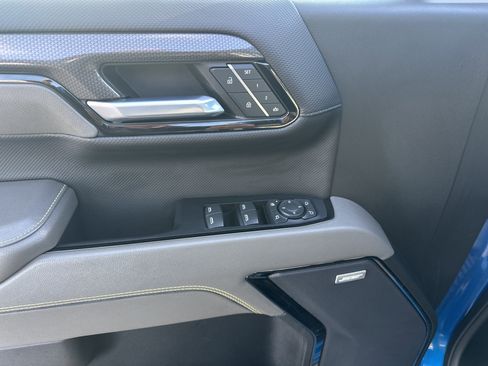 Certified 2022 Chevrolet Silverado 1500 ZR2 image 8