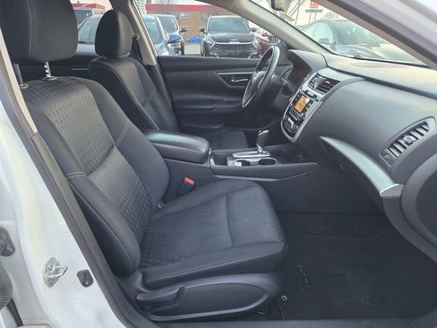 Used 2018 Nissan Altima 2.5 SV image 8
