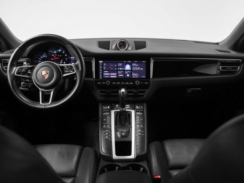 Certified 2021 Porsche Macan AWD/4WD image 26