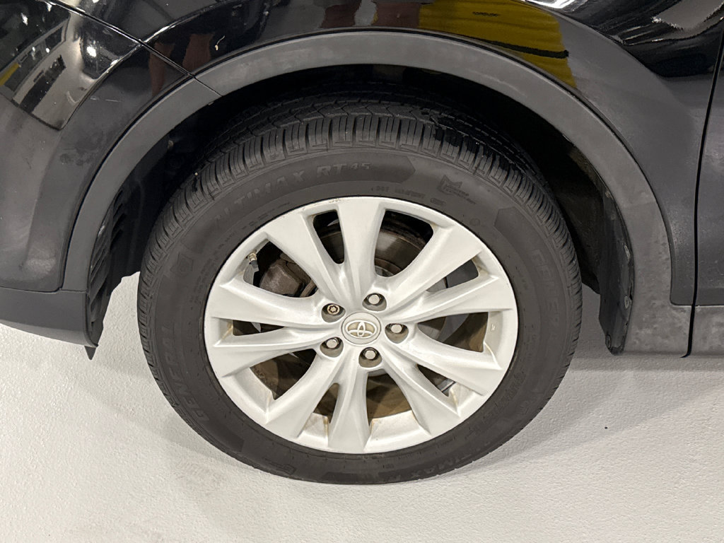 Used 2015 Toyota RAV4 Limited AWD/4WD image 8