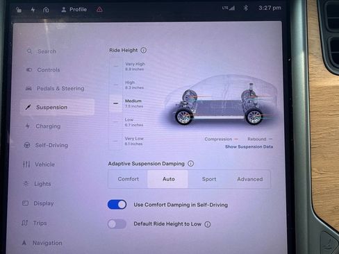 Used 2019 Tesla Model X Long Range AWD/4WD image 16