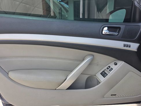 Used 2009 INFINITI G37 Journey w/ Premium Pkg RWD image 14