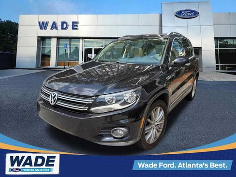 Used 2012 Volkswagen Tiguan SEL FWD image 1