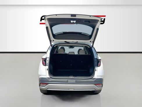 Used 2026 Hyundai Tucson SEL FWD image 27