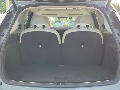 New 2025 Volvo EX90 Ultra image 4