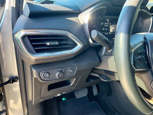 Used 2023 Chevrolet TrailBlazer ACTIV image 10