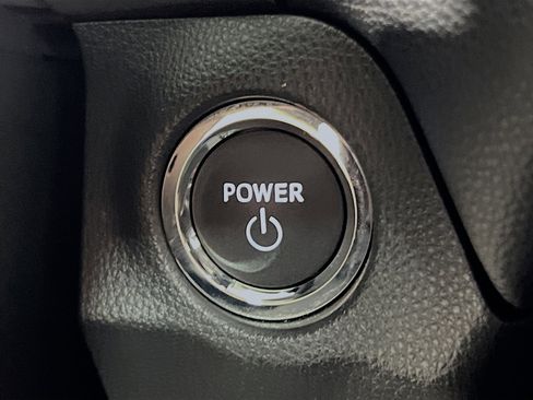 Used 2025 Toyota RAV4 XLE image 23