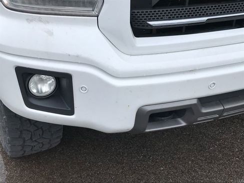 Used 2015 GMC Sierra 1500 SLT w/ All-Terrain Package image 9