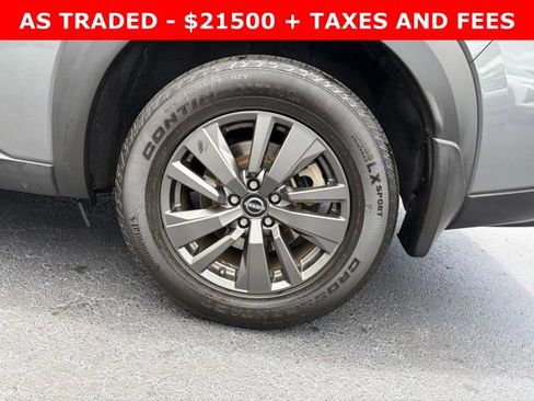 Used 2022 Nissan Pathfinder SV FWD image 10