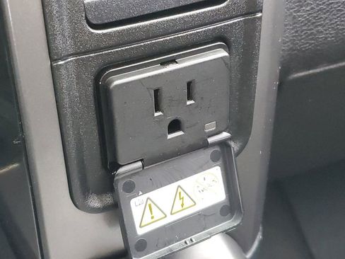 Used 2017 RAM 1500 Sport image 24