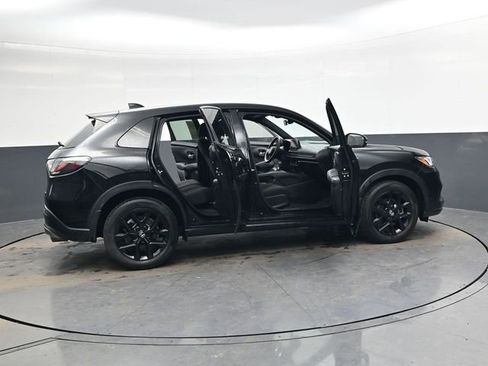Used 2023 Honda HR-V Sport image 38