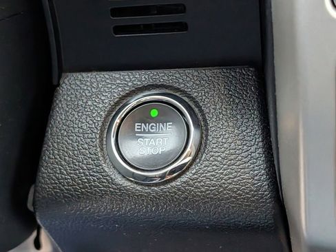 Used 2019 Ford F150 Lariat image 21