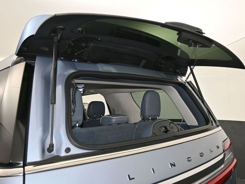 Used 2019 Lincoln Navigator Black Label w/ Cargo Package image 62