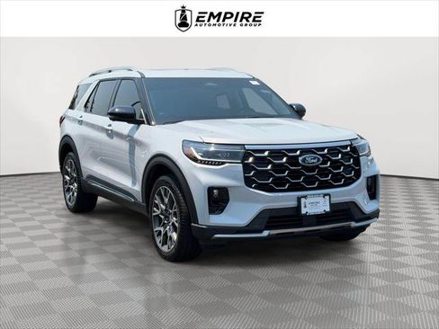 Used 2025 Ford Explorer Platinum w/ Ultimate Package AWD/4WD image 1