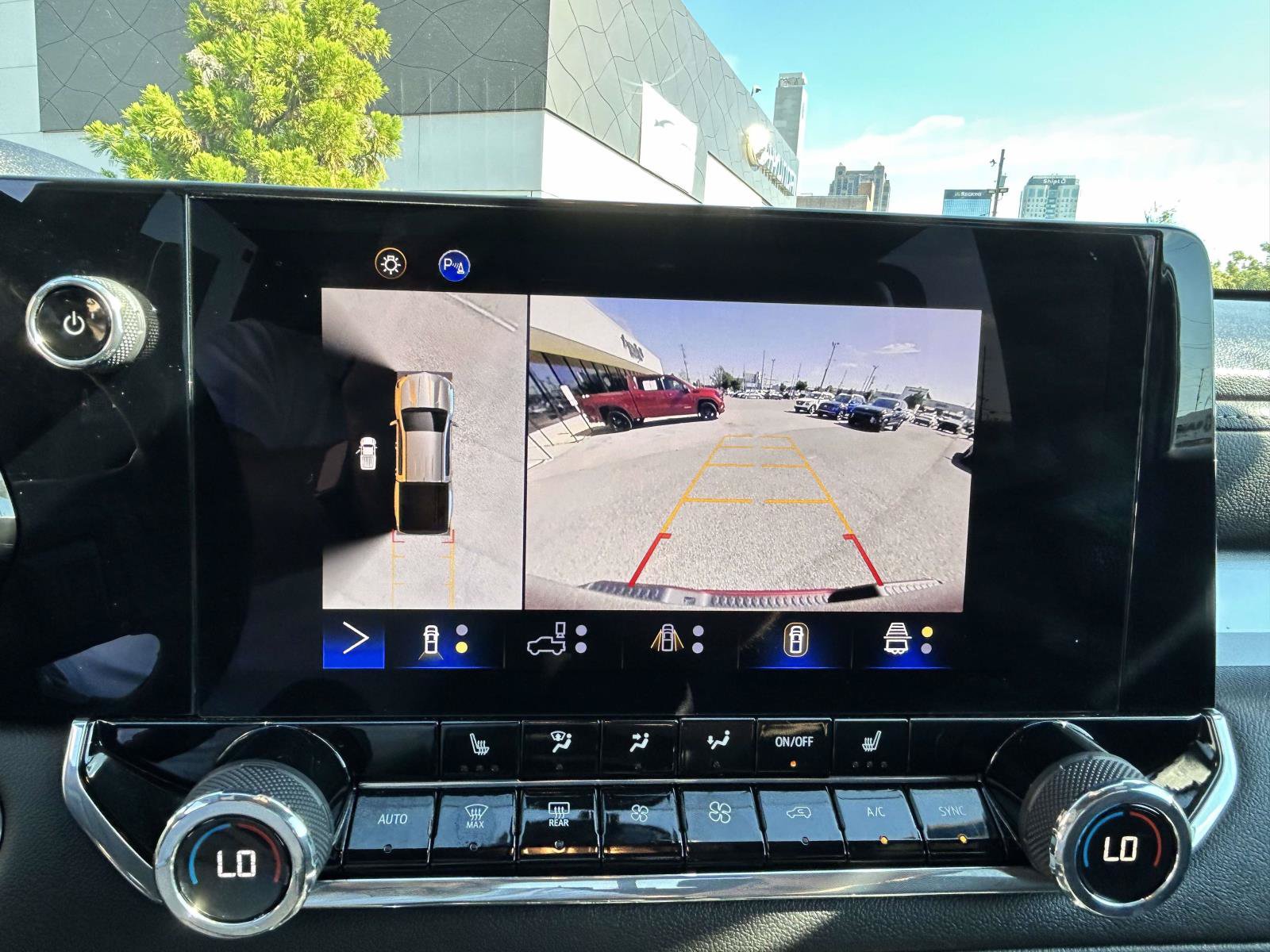 Used 2023 Chevrolet Colorado LT w/ LT Convenience Package III RWD image 15