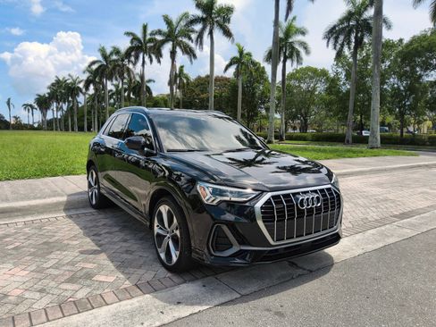 Used 2020 Audi Q3 2.0T Premium Plus w/ Premium Plus Package AWD/4WD image 1