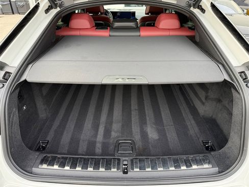 Certified 2024 BMW X6 xDrive40i w/ Premium Package image 37