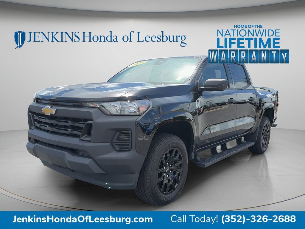 Used 2025 Chevrolet Colorado W/T w/ WT Custom Package RWD image 7