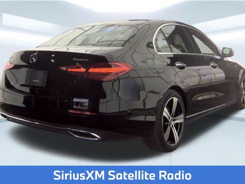 Used 2025 Mercedes-Benz C 300 4MATIC Sedan image 2