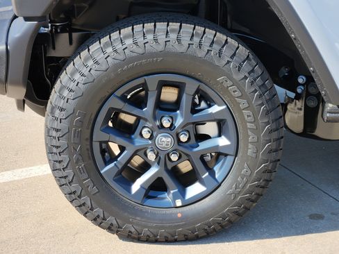 New 2026 Jeep Wrangler Unlimited Sport AWD/4WD image 10