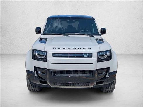 New 2026 Land Rover Defender 110 X-Dynamic SE image 6