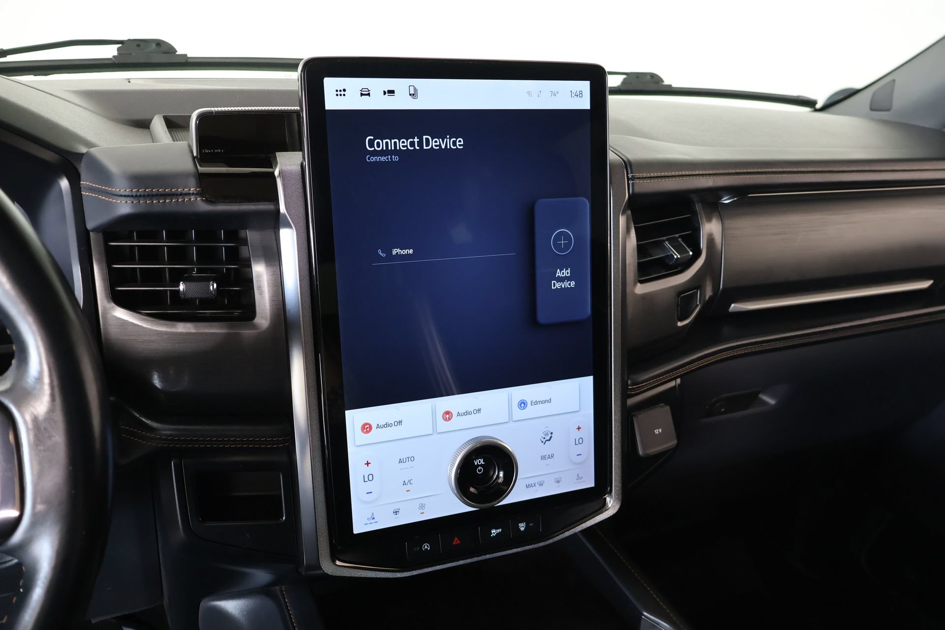 Used 2024 Ford Expedition Max Platinum AWD/4WD image 5