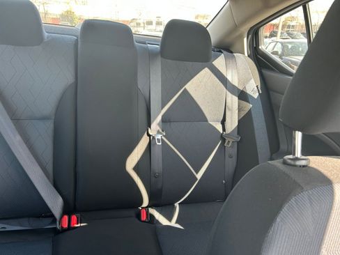 Used 2025 Nissan Versa SV w/ Trunk Package image 32