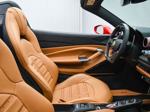 Certified 2021 Ferrari F8 Tributo image 52