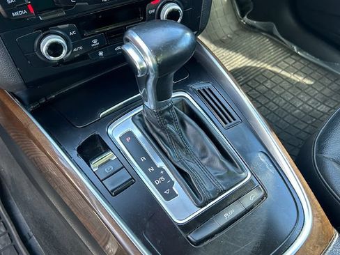 Used 2017 Audi Q5 2.0T Premium AWD/4WD image 14