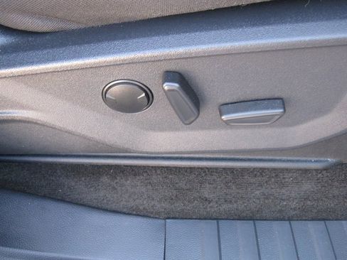 Used 2022 Ford F150 XLT w/ Equipment Group 302A High image 32