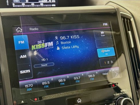 Used 2019 Subaru Crosstrek 2.0i Limited w/ Moonroof Package w/Navigation AWD/4WD image 17