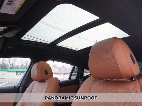 Used 2023 BMW X6 xDrive40i w/ M Sport Package image 4