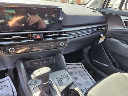 New 2026 Kia Sportage EX image 13