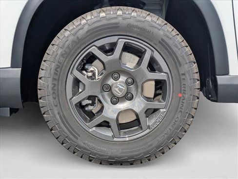 New 2025 Honda Pilot TrailSport image 10