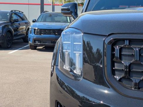 New 2025 Kia Telluride SX Prestige X-Line AWD/4WD image 9
