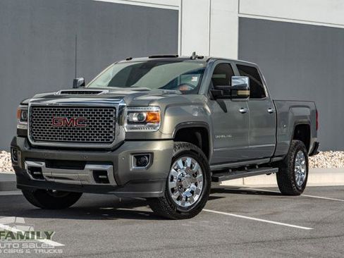 Used 2017 GMC Sierra 2500 Denali w/ Duramax Plus Package image 1