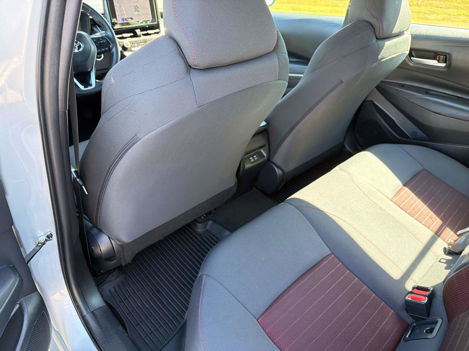 Used 2024 Toyota Corolla SE FWD image 27
