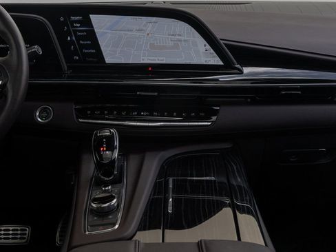 Used 2023 Cadillac Escalade V image 17