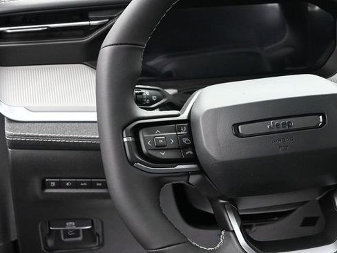 New 2026 Jeep Cherokee Laredo AWD/4WD image 27