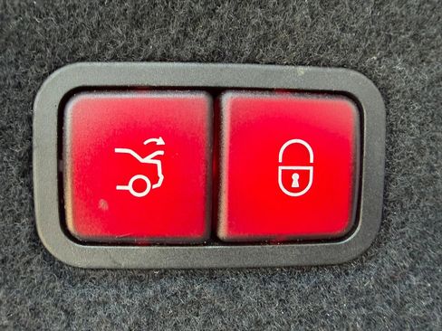 Used 2014 Mercedes-Benz S 550 S 550 4MATIC Sedan 4D w/ Sport Package image 27